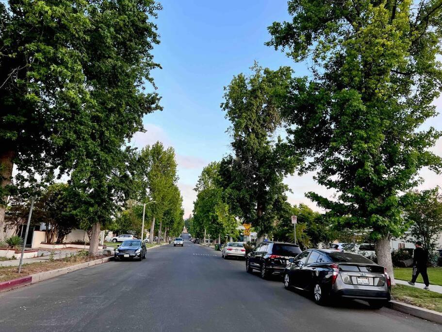 Вилла Hidden Gem La 2Bd House With Dreamy Backyard Лос-Анджелес Экстерьер фото